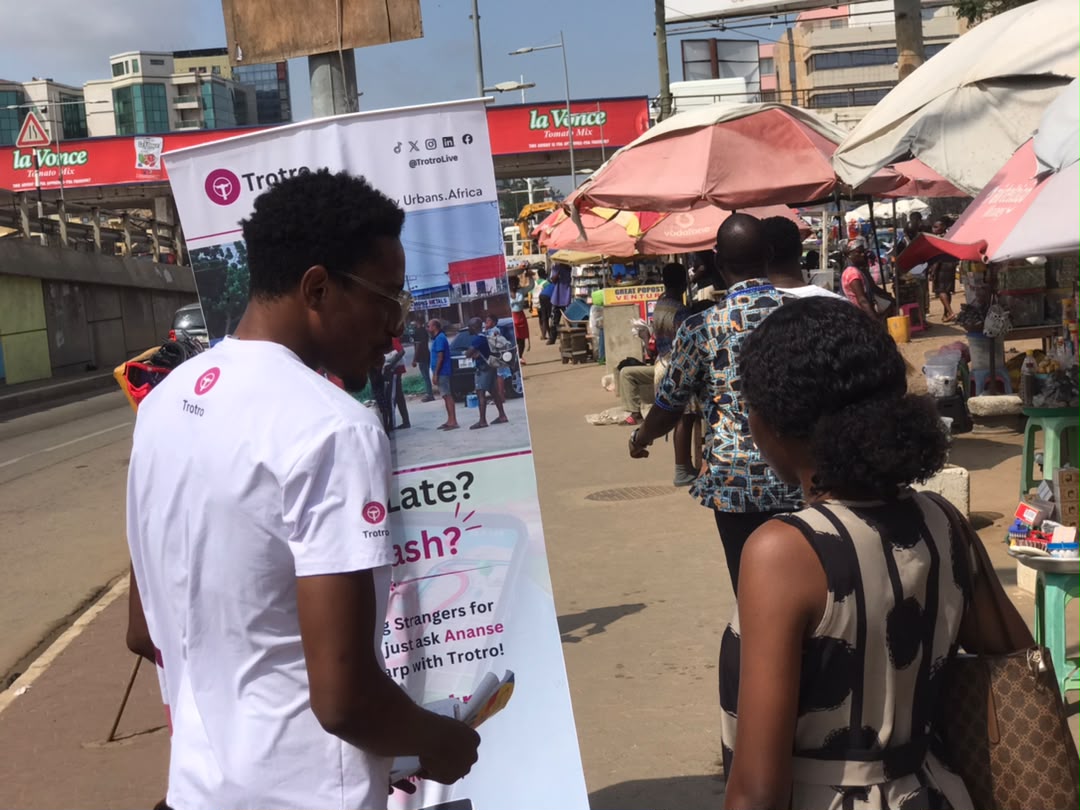 Team listening to a customer at Circle